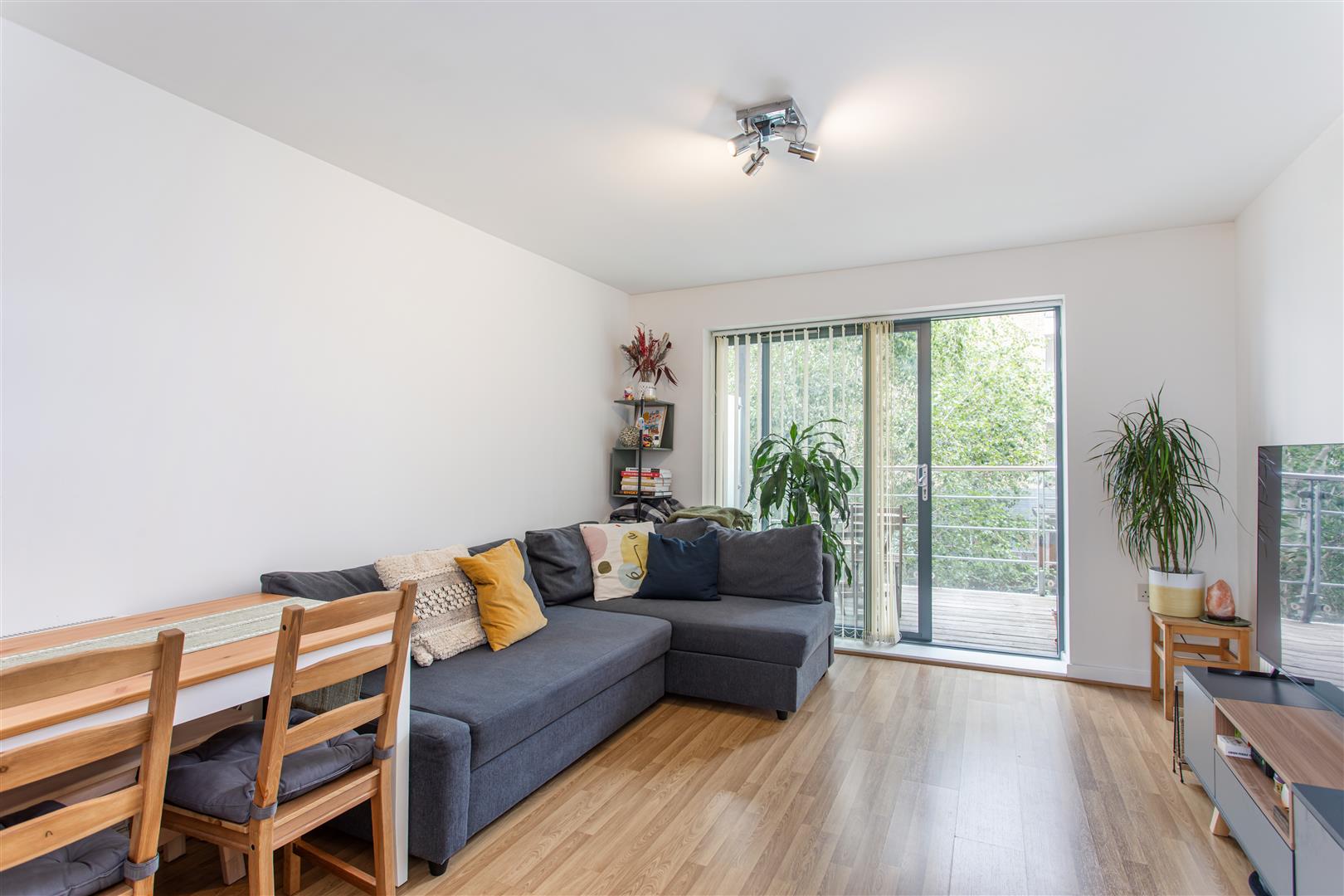 Fielder Apartments, Mile End